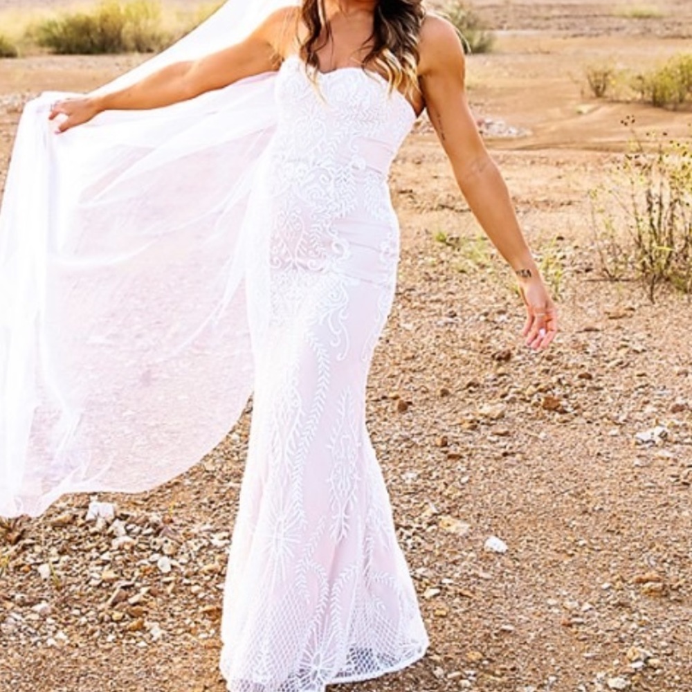 Lulu’s wedding dress